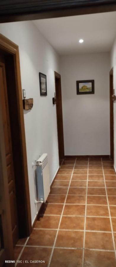 Albergue El Caseron De Fuentes Carrionas Cardano de Abajo Kültér fotó